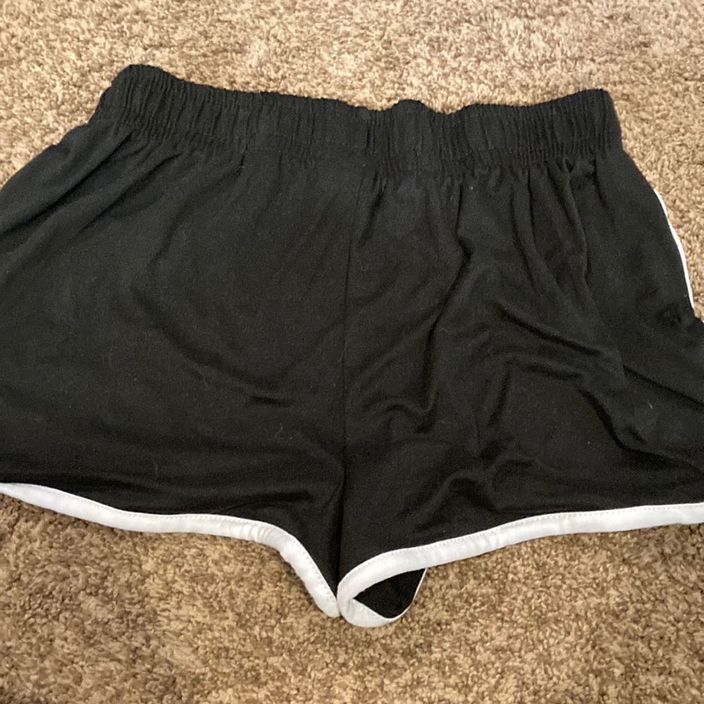 Black shorts size kids medium